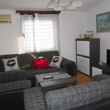 Apartmán Lucija *